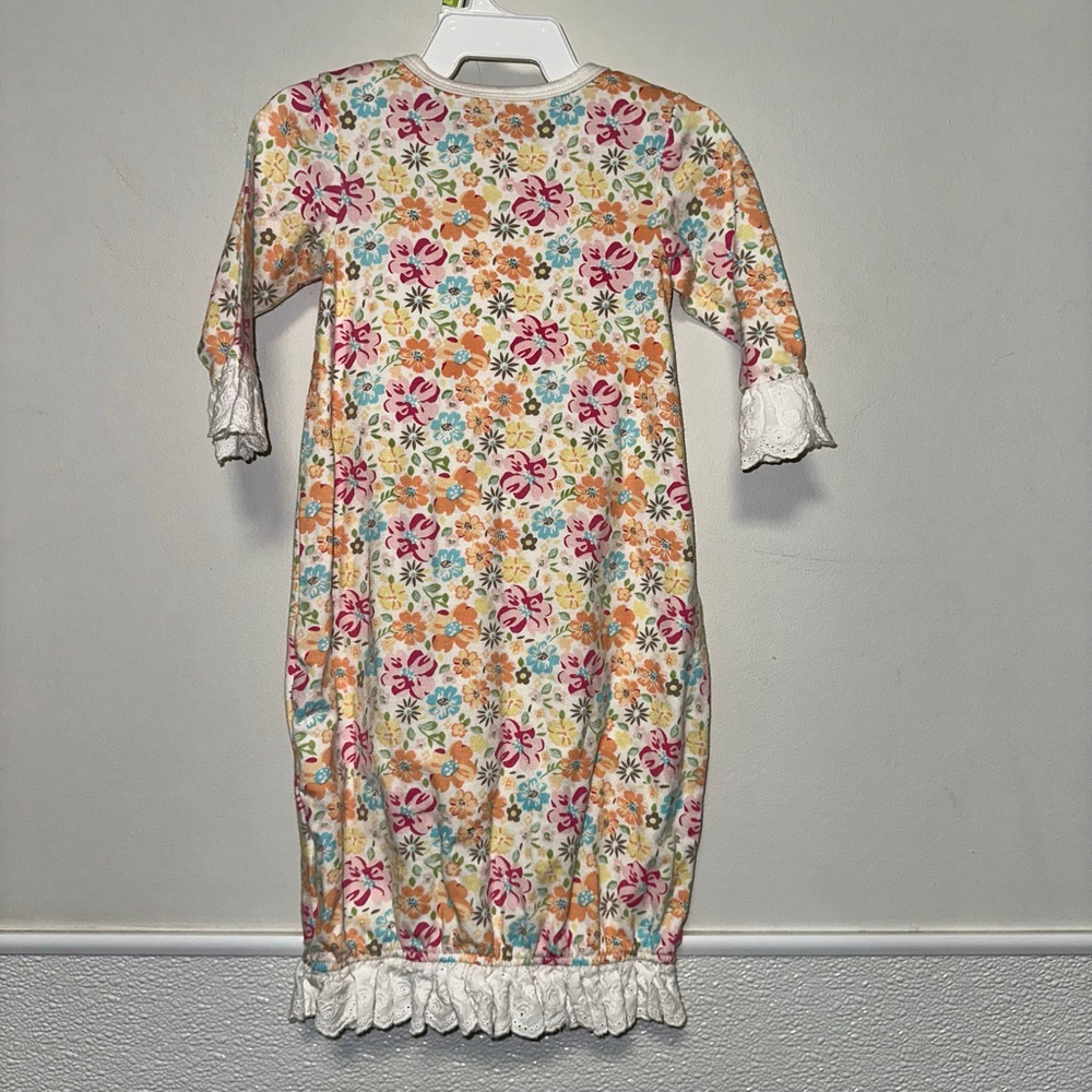Baby Girl Maison Chic White Multi-color Floral Nightgown 3 Months Ruffles - Picture 10 of 11